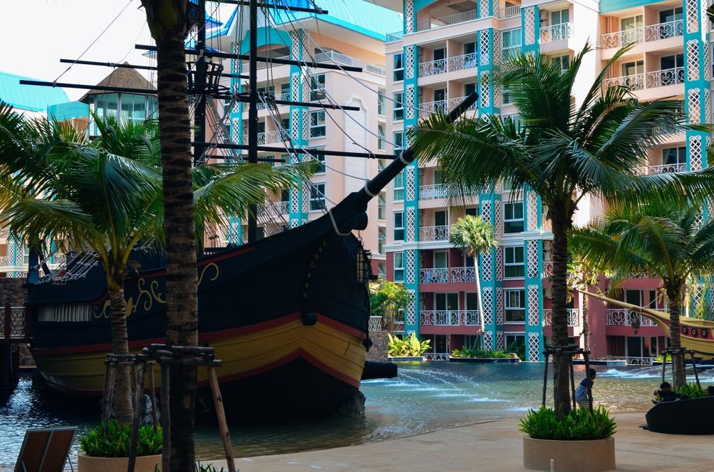 Grand Caribbean Resort Jomtian Pattaya Esterno foto
