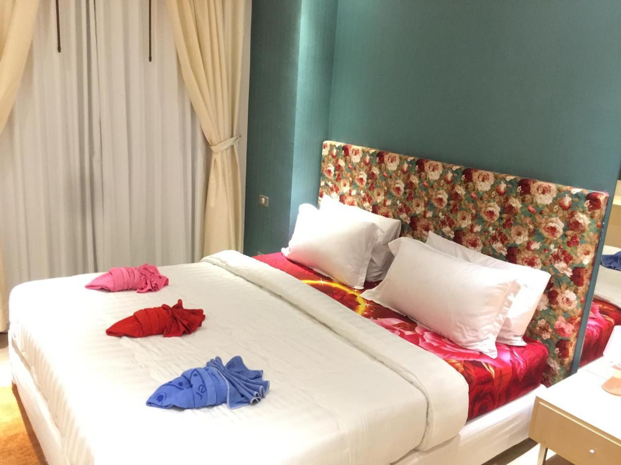 Grand Caribbean Resort Jomtian Pattaya Esterno foto